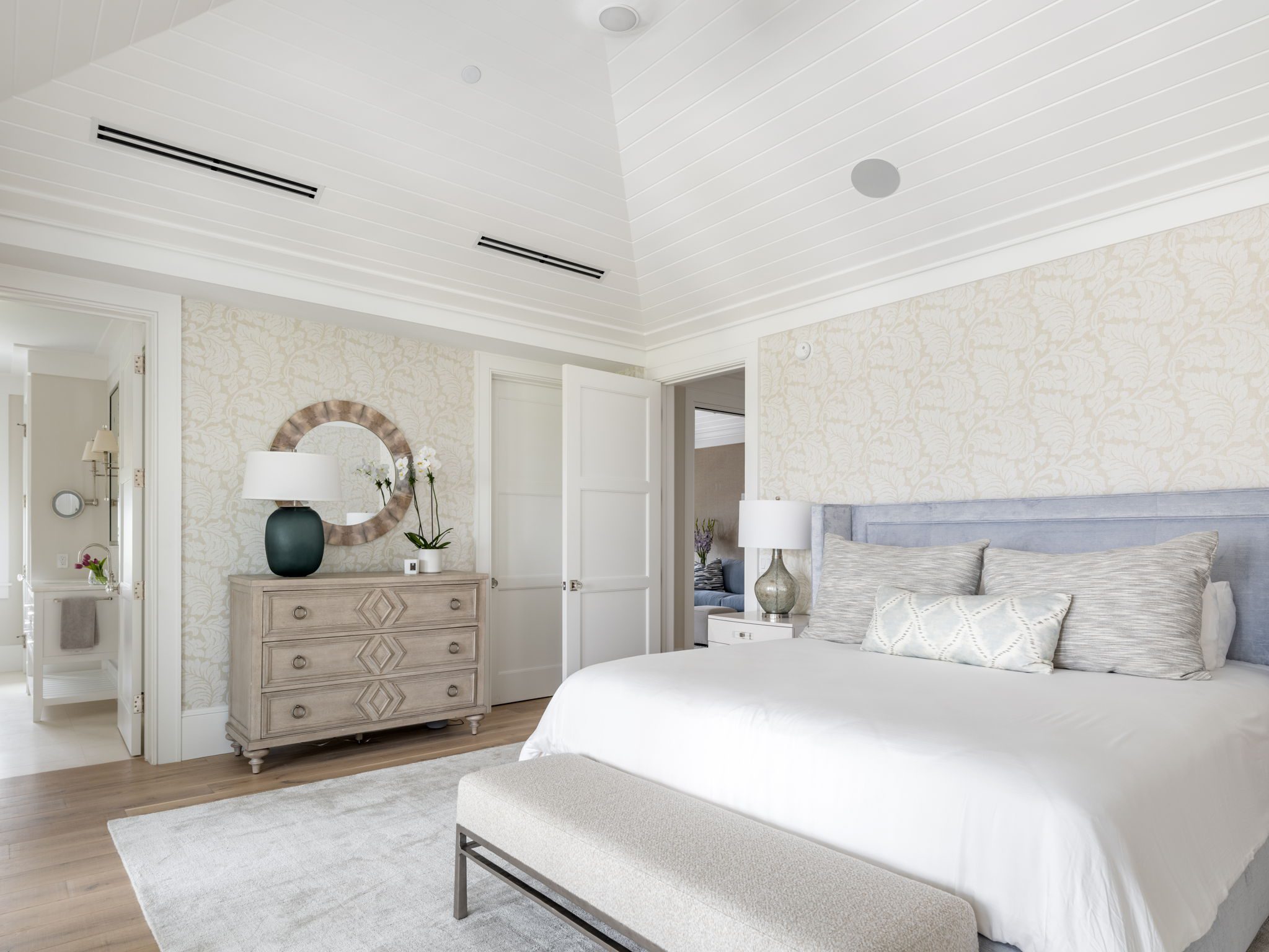 PRIMARY BEDROOM PRIMARY BEDROOM