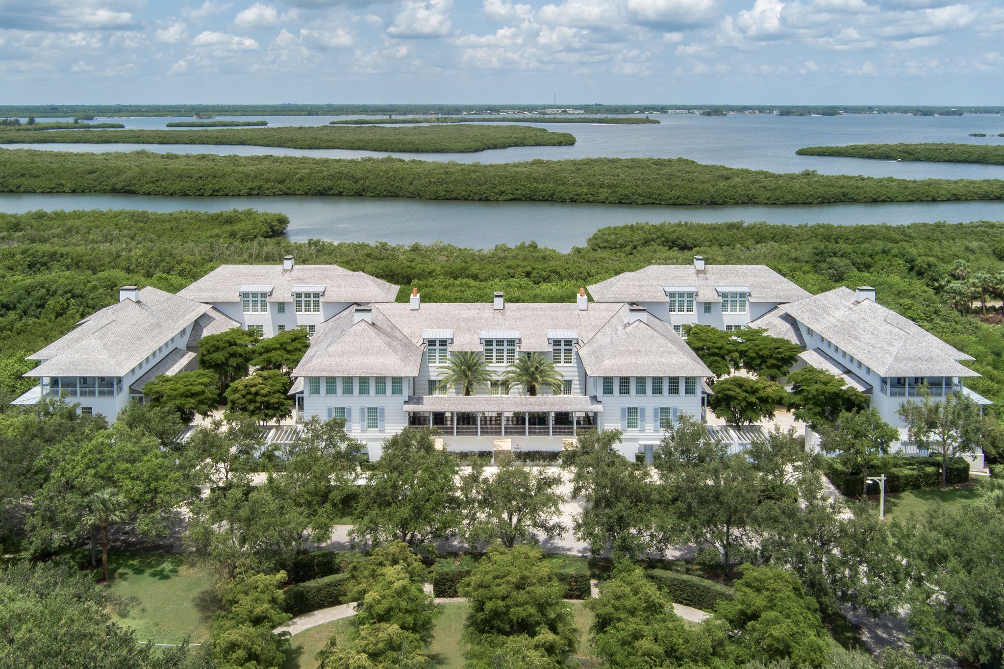 WINDSOR PARK RESIDENCES