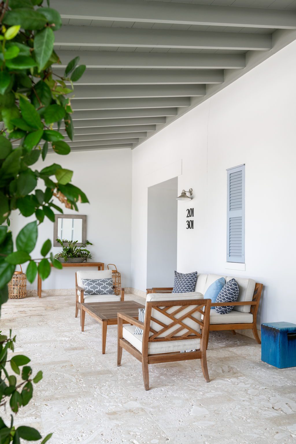 CENTRAL COURTYARD LOGGIA