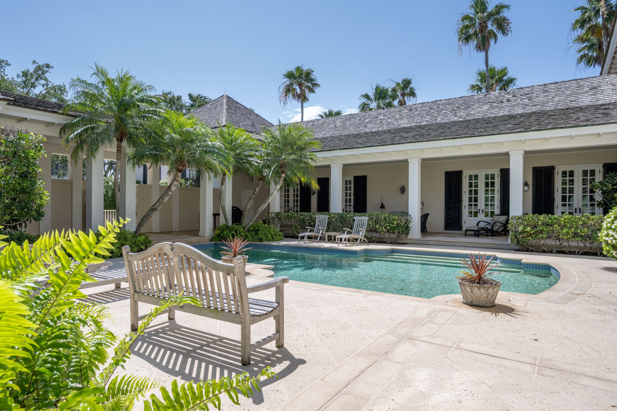 POOL, TERACE & EAST LOGGIA POOL, TERACE & EAST LOGGIA